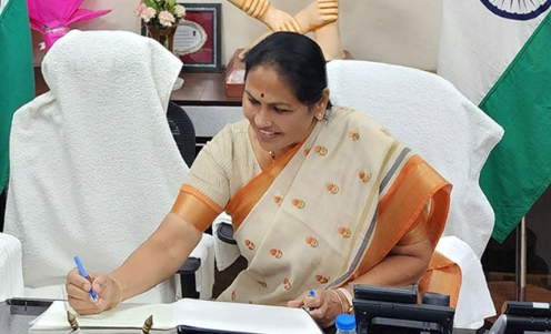 15 वर्ष और उससे अधिक आयु के युवाओं के बीच बेरोजगारी-दर में कमी के संकेत