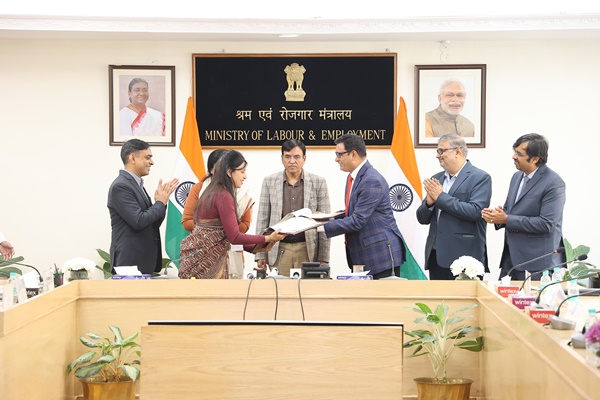 Labour Ministry Signs MoU to Boost Employment Opportunities on NCS Portal