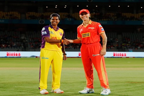 WPL: UP Warriorz set victory target of 144 runs for Gujarat Giants in Vadodara