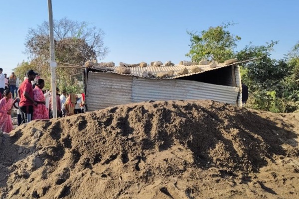 5 Labourers Killed as Truck Dumps Sand on Sleeping Workers in Maharashtra’s Jalna