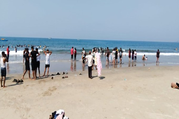 2 Youths Drown, 1 Critically Injured at Tarkarli Beach in Sindhudurg