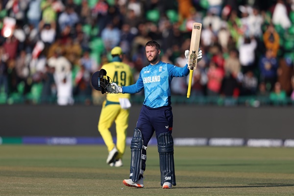 ICC Champions Trophy: Match between England & Australia is underway in Lahore