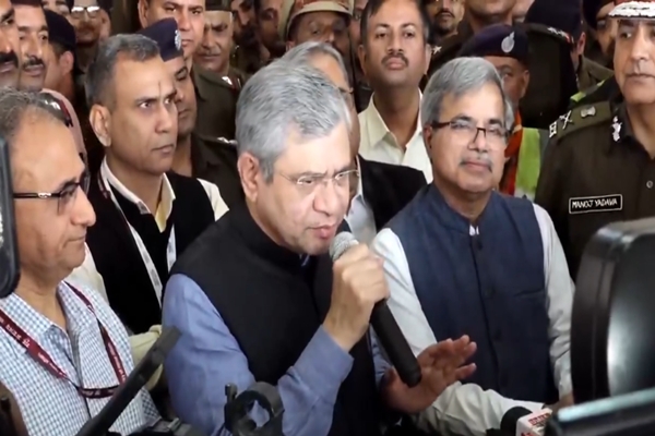 Over 16,000 trains operated for Mahakumbh, 4.5 crore passengers commuted: Railway Minister