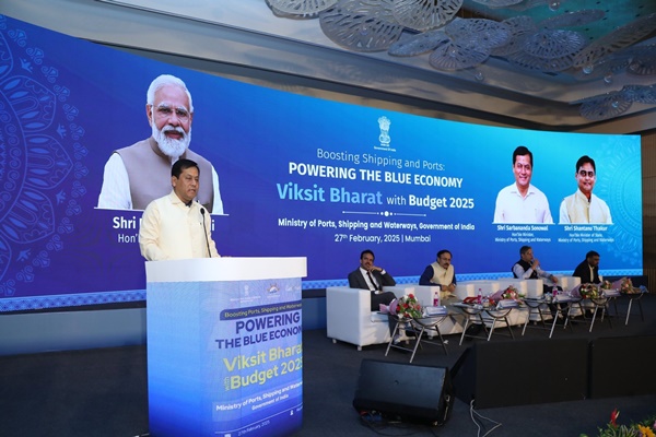 বন্দর, জাহাজ ও জলপথ মন্ত্রী সর্বানন্দ সোনোয়াল দেশের সামুদ্রিক পরিকাঠামোর আধুনিকীকরণ, বিশ্ব বাণিজ্যে উপস্থিতি জোরদার করা এবং দীর্ঘস্থায়ি উন্নতির লক্ষ্যে মন্ত্রকের একাধিক উদ্যোগের সূচনা করেছেন।