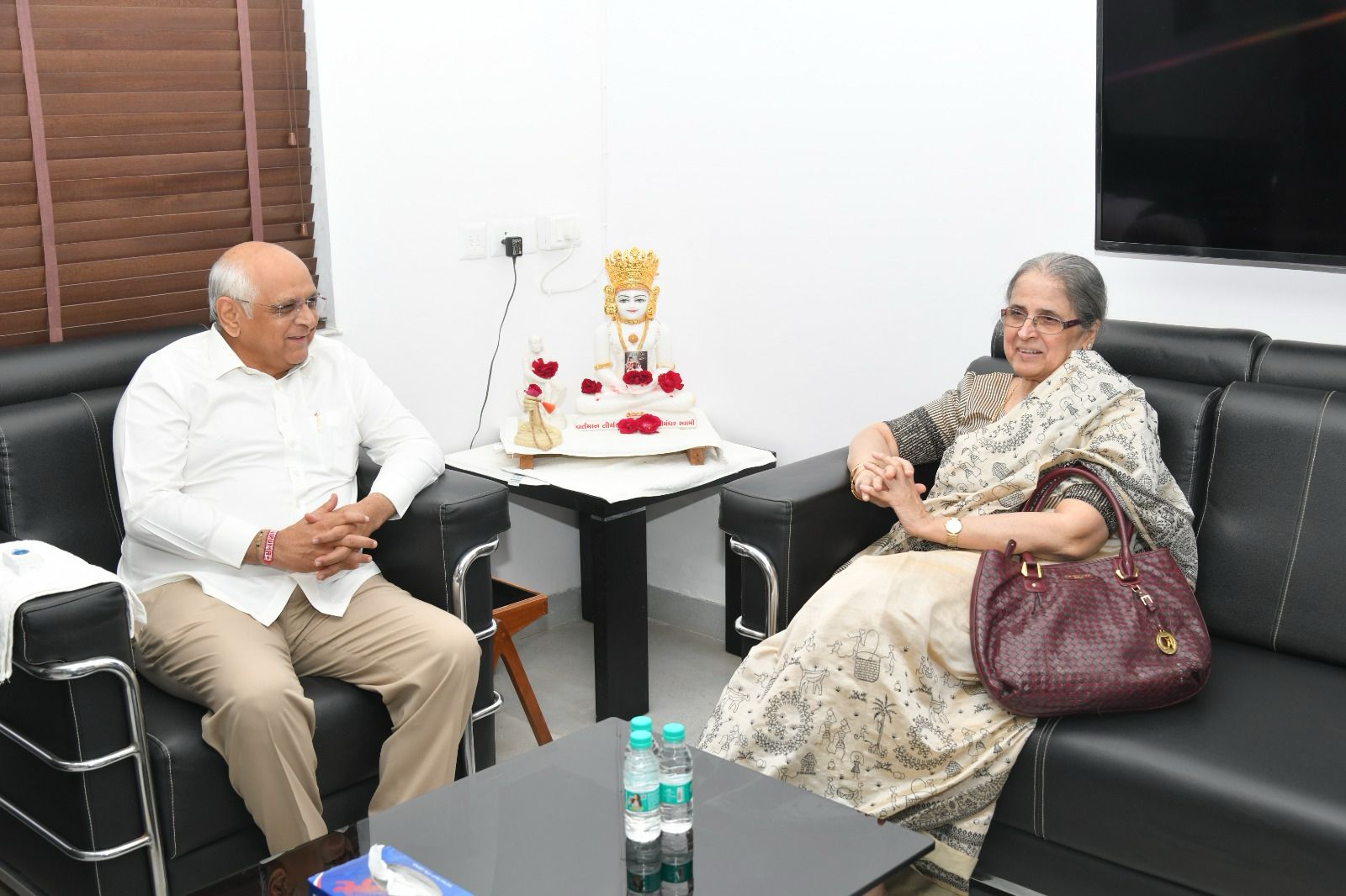 સમાન નાગરિક સંહિતા અંગે રચાયેલી સમિતિના સભ્યોએ આજે મુખ્યમંત્રી ભુપેન્દ્ર પટેલની મુલાકાત કરી.