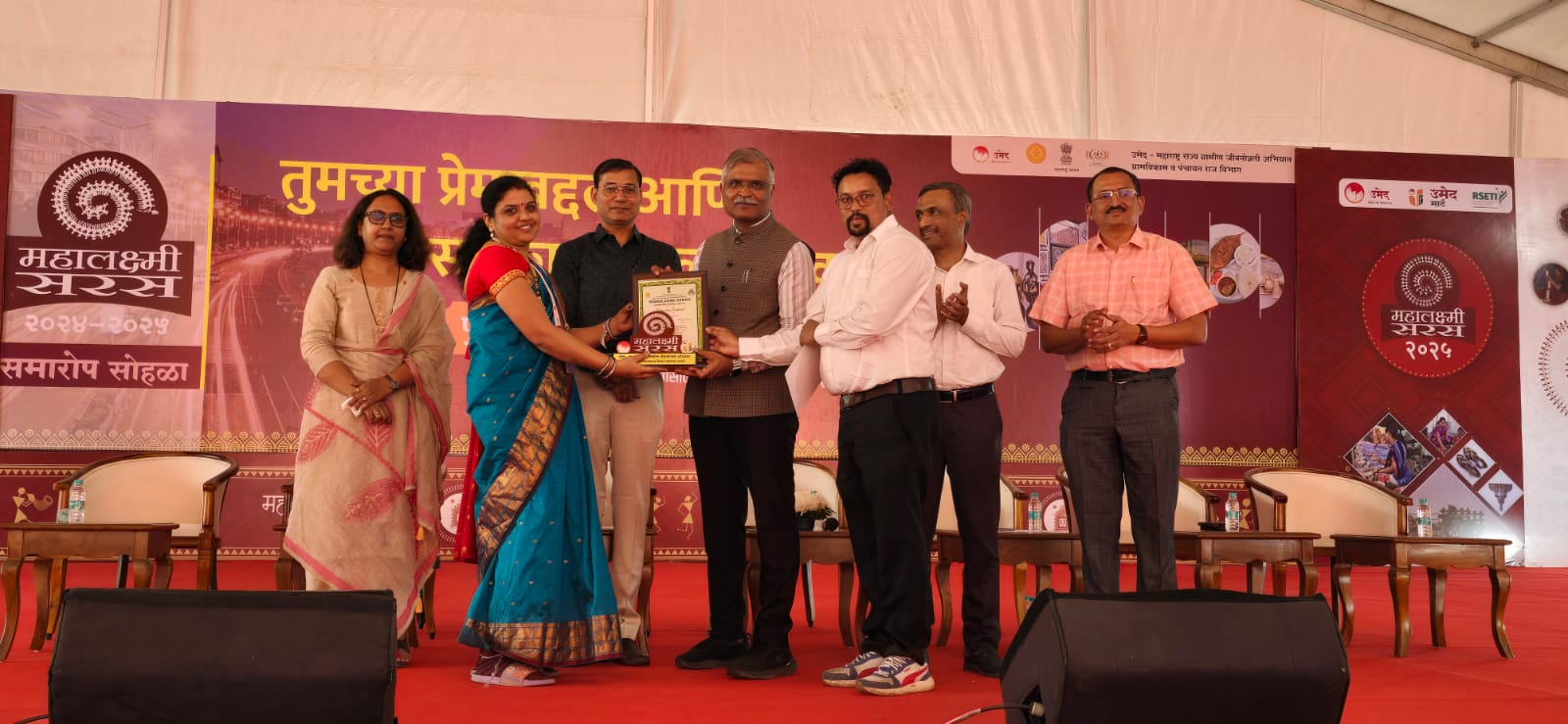 पालघरमध्ये लखपती दीदींचं वार्षिक उत्पन्न लाखाच्या घरात