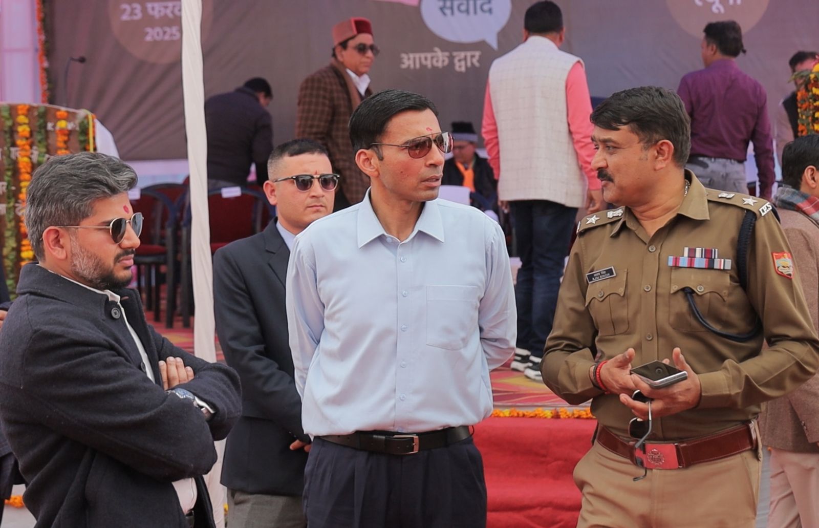देहरादून के दुर्गम क्षेत्रों में निवेश और विकास कार्यों को मूर्त रूप देने के लिये दूरस्थ क्षेत्रों का भ्रमण करेंगे जिलाधिकारी