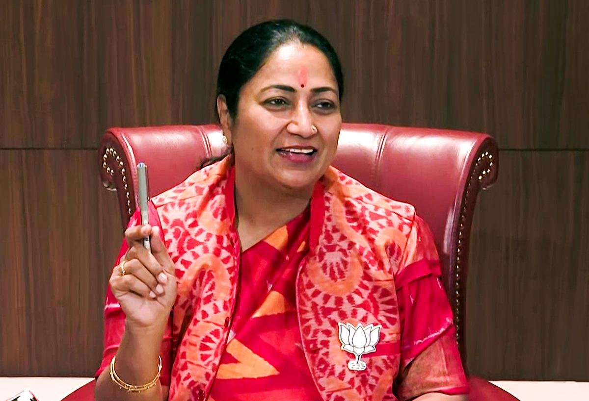 दिल्ली-सरकार ने गरीब महिलाओं को 2,500 रुपये देने के लिए महिला समृद्धि योजना को मंजूरी दी
