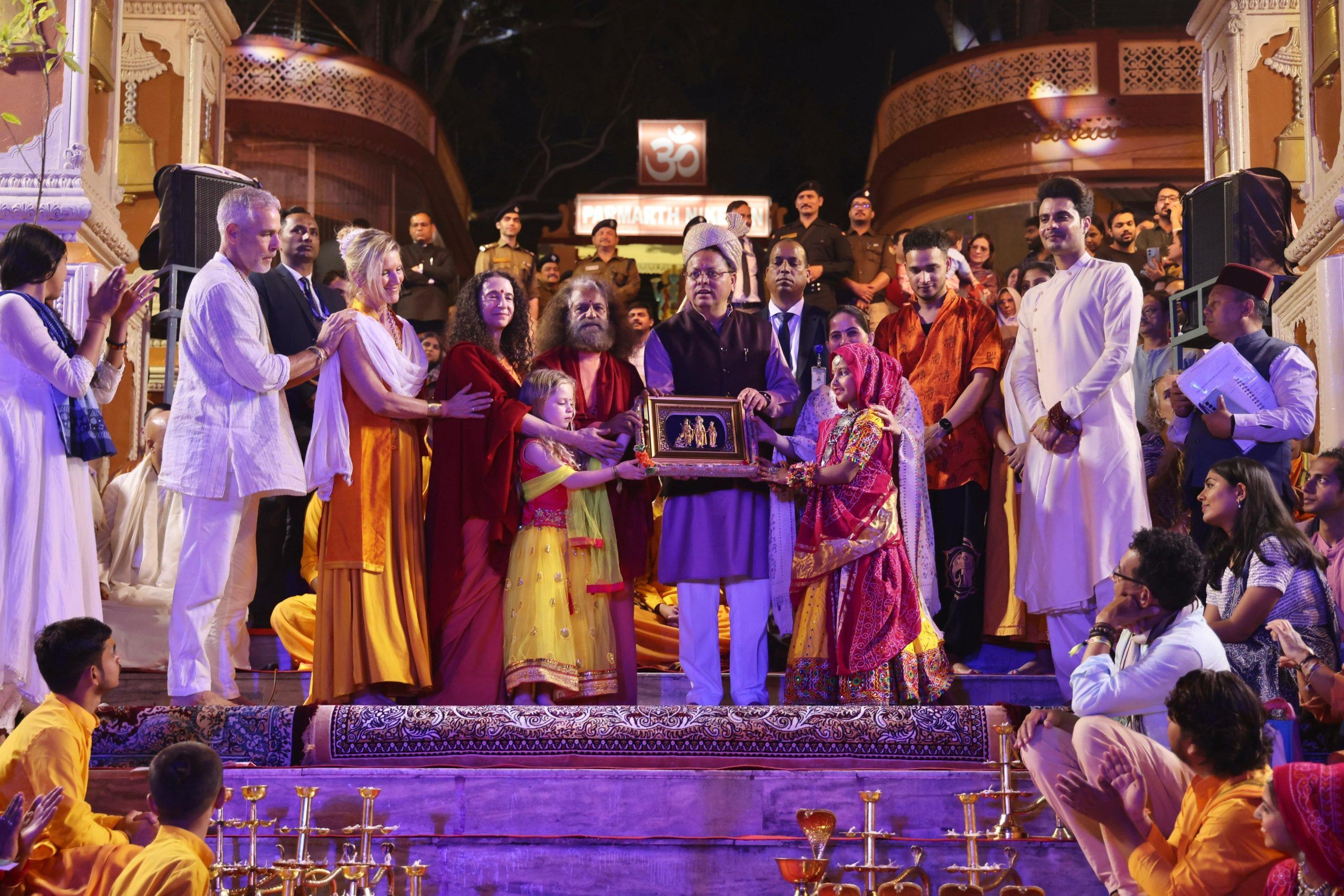 मुख्यमंत्री पुष्कर सिंह धामी ने ऋषिकेश स्थित परमार्थ निकेतन में अंतर्राष्ट्रीय योग महोत्सव 2025 का शुभारंभ किया