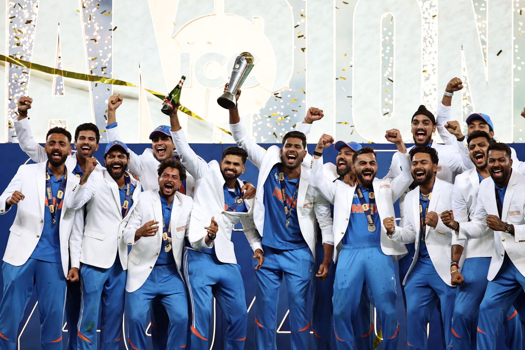 राष्ट्रपति, प्रधानमंत्री और कई गणमान्य व्यक्तियों ने चैंपियंस ट्रॉफी जीतने पर भारतीय क्रिकेट टीम को बधाई दी