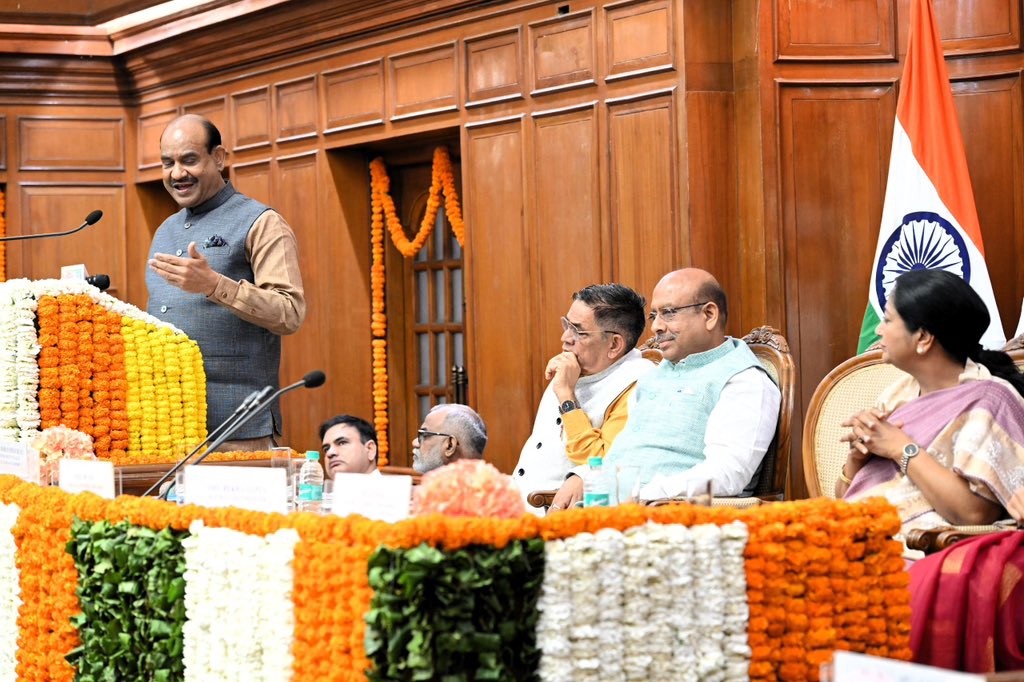 लोकसभा-अध्यक्ष ओम बिरला ने दिल्ली-विधानसभा के सदस्यों के लिए नई दिल्‍ली में आयोजित दो-दिवसीय प्रशिक्षण-कार्यक्रम का उद्घाटन किया