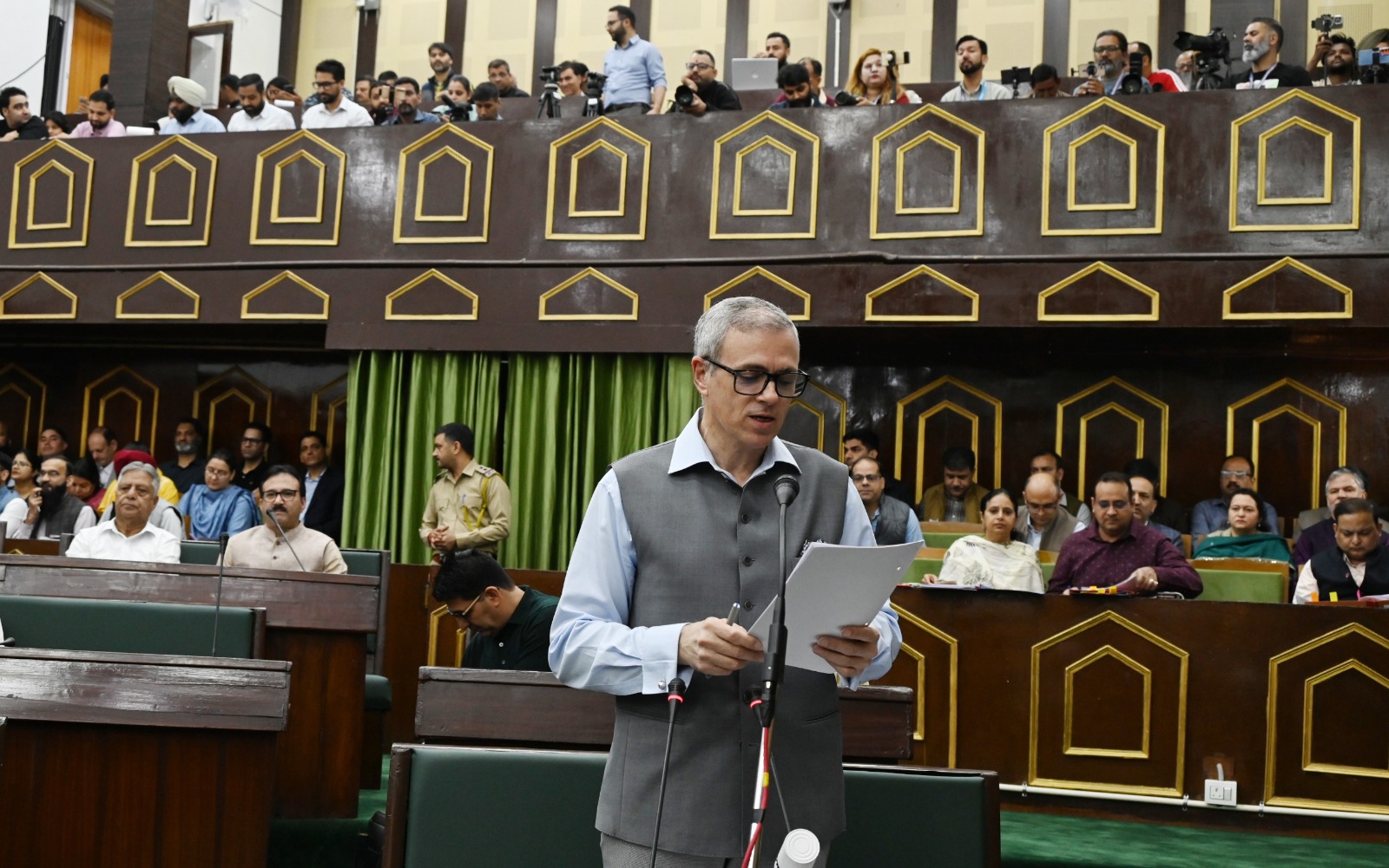 जम्मू-कश्मीर सरकार ने आकस्मिक, सामयिक श्रमिकों को नियमित करने को लेकर एक उच्च स्तरीय समिति का गठन किया