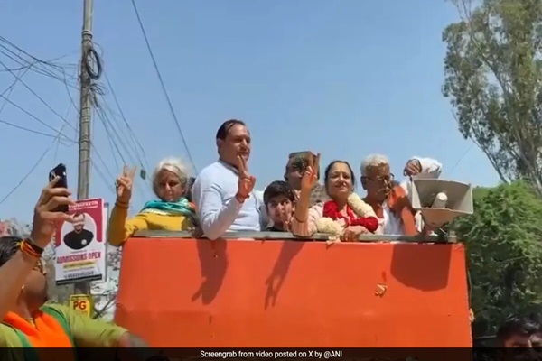 بی جے پی نے ہریانہ کے مختلف میونسپل کارپوریشن، میونسپل کونسلز اور مینوسپلٹیزکے میئر، صدر اور وارڈ ممبروں کے انتخاب میں بڑی جیت حاصل کی