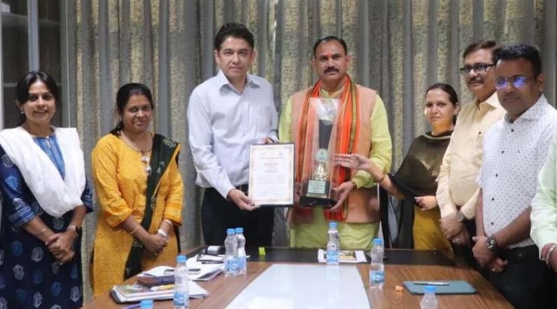 ‘देश का प्रकृति परीक्षण’ अभियान में छत्तीसगढ़ राज्य को पूरे देश में तीसरा स्थान प्राप्त हुआ