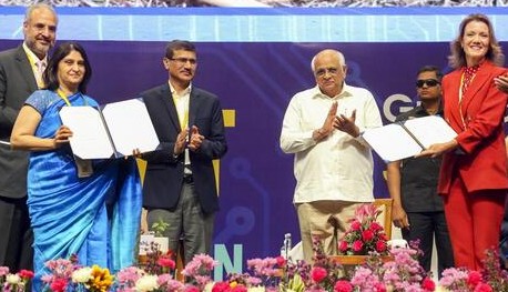 गुजरात के मुख्यमंत्री भूपेन्द्र पटेल ने गांधीनगर में गुजरात सेमीकनेक्ट कॉन्फ्रेंस 2025 का उद्घाटन किया
