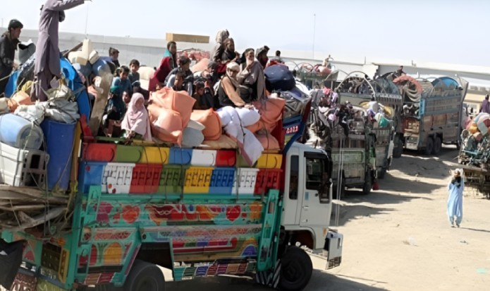 पाकिस्तान ने सभी वैध अफगान प्रवासियों को 31 मार्च तक देश छोड़ने का आदेश जारी किया