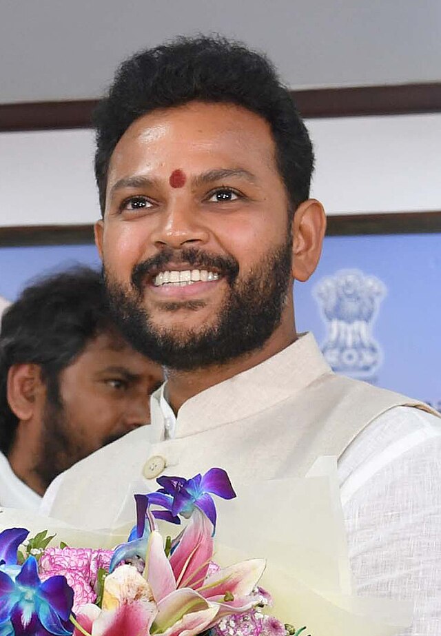 तेलंगाना के भद्राद्री कोठागुडेम जिले में एक और हवाईअड्डा विकसित करेगी सरकारः राममोहन नायडू