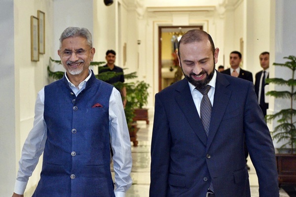 Armenian Foreign Minister thanks EAM Jaishankar for warm welcome