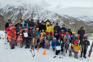 लद्दाख के गोमा करगिल में आयोजित बेसिक स्नो स्की प्रशिक्षण शिविर  संपन्न