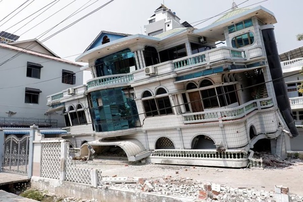 Myanmar declares 7-days national mourning as death toll in Friday’s earthquake crosses 2,000