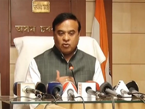 সদ্য সমাপ্ত হাইস্কুল শিক্ষান্ত পৰীক্ষাৰ সমাজ বিজ্ঞানৰ উত্তৰবহীত অতিৰিক্ত নম্বৰ প্ৰদান কৰা হ’ব বুলি মুখ্যমন্ত্রীৰ প্ৰকাশ