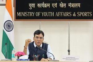 बैडमिंटन चैंपियन चिराग शेट्टी और सात्विकसाईराज रंकीरेड्डी  मेजर ध्यानचंद खेल रत्न पुरस्कार-2023 से सम्मानित