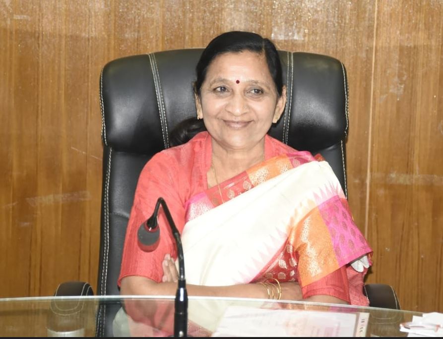 પ્રધાનમંત્રી ગરીબ કલ્યાણ અન્ન યોજના અંતર્ગત છેલ્લાં ચાર વર્ષમાં રાજ્યમાં 14 કરોડ લોકોને લાભ મળ્યો.