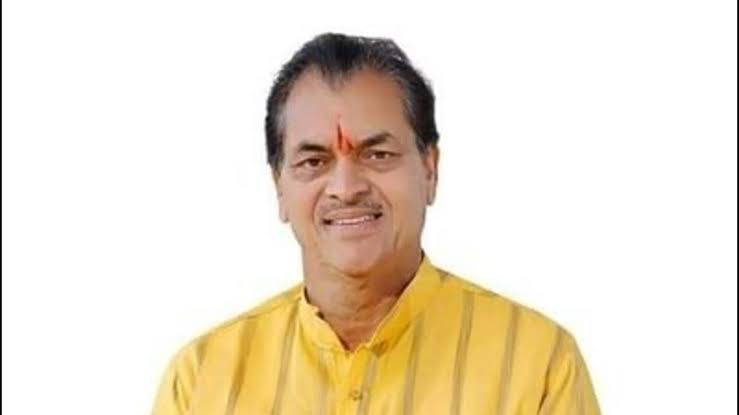 प्रदेश के वित्त एवं संसदीय कार्यमंत्री प्रेमचंद अग्रवाल ने अपने पद से इस्तीफ़ा दिया