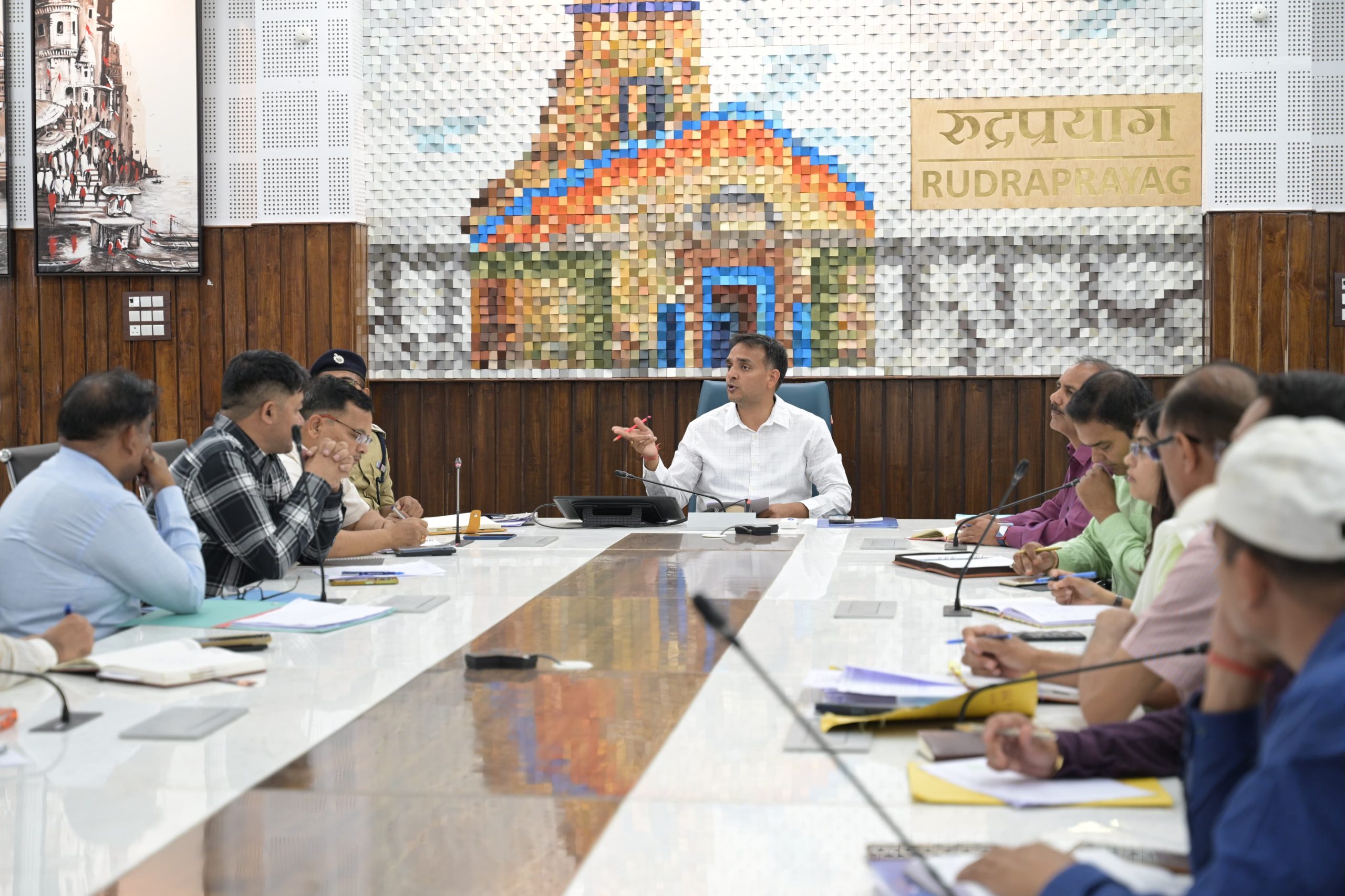 केदारनाथ यात्रा को सुचारू व सुरक्षित रूप से संपन्न कराने के लिए रुद्रप्रयाग जिला प्रशासन द्वारा व्यापक तैयारियां की जा रही हैं