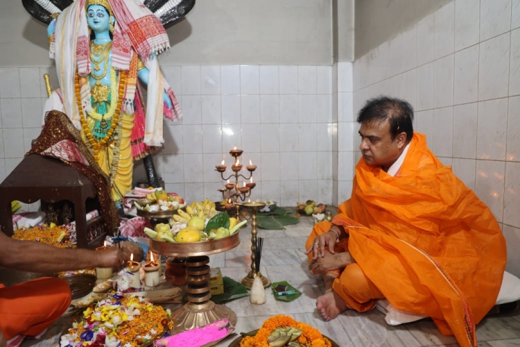 নলবাৰীৰ বৰনদ্দীত ১০৩ বছৰীয়া মহাবিষ্ণু যজ্ঞত মুখ্যমন্ত্রী ড° হিমন্ত বিশ্ব শৰ্মাৰ অংশগ্রহণ