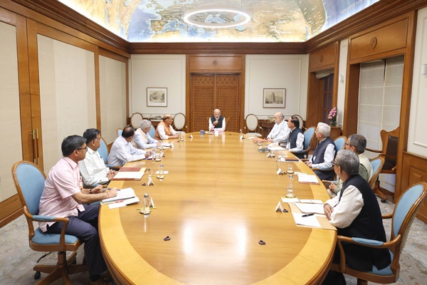 पहलगाम दहशतवादी हल्ल्याच्या पार्श्वभूमीवर मंत्रीमंडळाच्या सुरक्षाविषयक समितीची बैठक सुरू