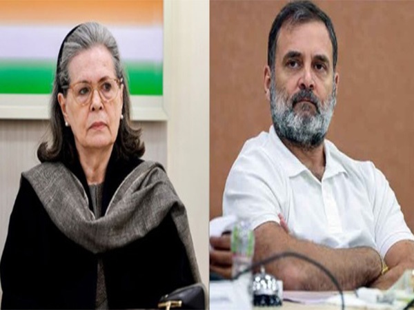 انفورسمینٹ ڈائریکٹریٹ نے نیشنل ہیرالڈ اخبار سے متعلق کالے دھن کو جائز بنانے کے ایک معاملے میں کانگریس رہنما سونیا گاندھی اور راہل گاندھی کو نامزد کرتے ہوئے دلّی کی  راؤز ایوینو عدالت میں ایک فردِ جرم داخل کی ہے۔