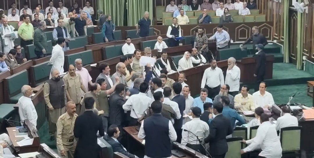 जम्मू-कश्मीर: वक्फ (संशोधन) अधिनियम पर चर्चा को लेकर हंगामे के बाद विधानसभा की कार्यवाही स्थगित