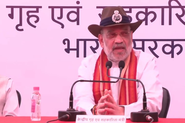 দেশৰ সীমান্ত সমূহ সুৰক্ষিত কৰাৰ ক্ষেত্ৰত কেন্দ্ৰীয় চৰকাৰে এটা বৈদ্যুতিন নিৰীক্ষণ ব্যৱস্থা মোতায়েন কৰিছে বুলি অমিত শ্বাহৰ প্ৰকাশ