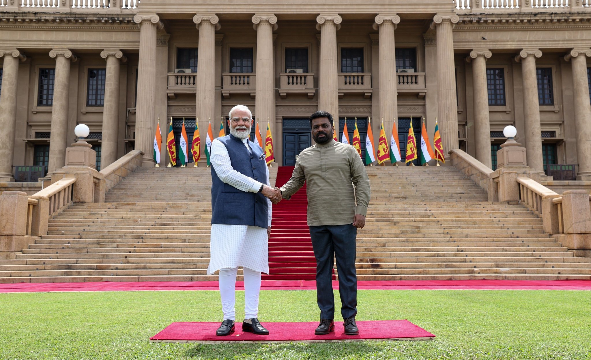 પ્રધાનમંત્રી નરેન્દ્ર મોદી આજે અનુરાધાપુરામાં, શ્રીલંકાના રાષ્ટ્રપ્રમુખ સાથે ભારત સમર્થિત રેલ્વે પ્રોજેક્ટ્સનું ઉદ્ઘાટન કરશે