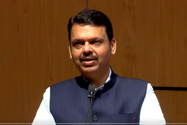 राज्यात प्रत्येकाला घराजवळ दर्जेदार आरोग्यसुविधा मिळावी याकरता त्रिस्तरीय यंत्रणा उभारणार