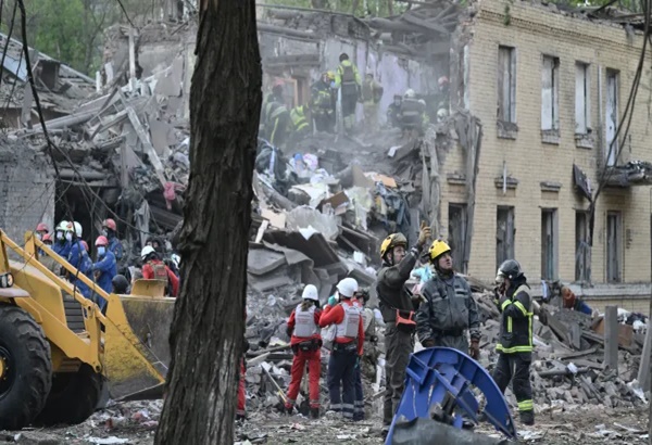 Ukraine: 10 killed, 90  injured in Russian missile attack