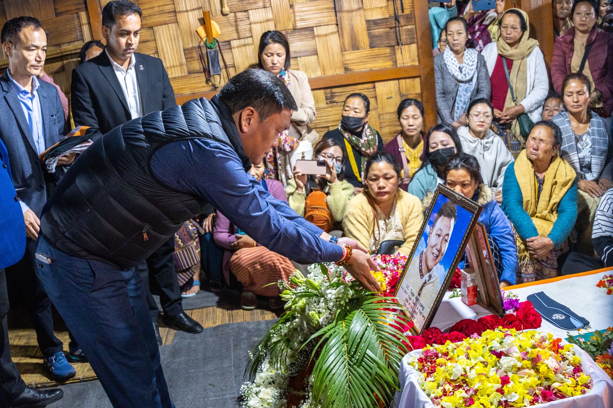সন্ত্ৰাসবাদী আক্ৰমণত মৃত্যু হোৱা অৰুণাচল প্ৰদেশৰ টাগে হালিয়াঙৰ নশ্বৰ দেহ নিজ গৃহত
