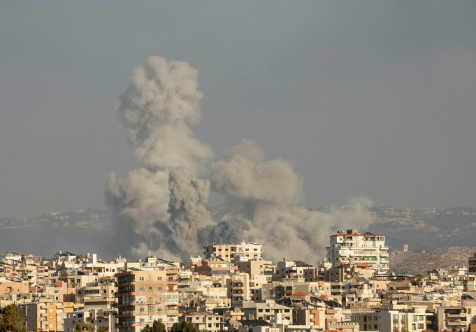 लेबनान में बेरूत के दक्षिणी उपनगरों पर इजराइली हवाई हमले में चार लोगों की मौत