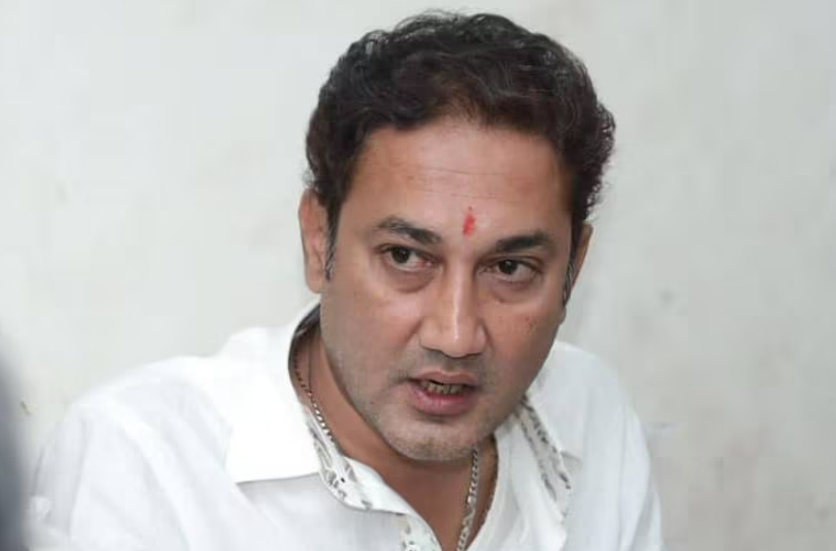 शेतकऱ्यांना नुकसान भरपाई देण्याची आमदार संदीप क्षीरसागर यांची मागणी