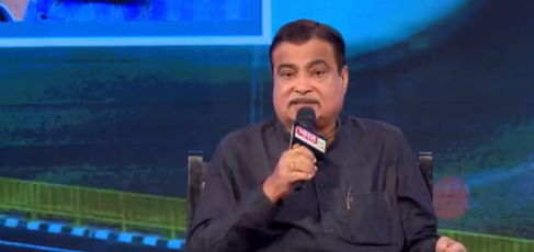 परिवहन मंत्री नितिन गडकरी ने देश के बुनियादी ढांँचे के विकास के महत्व पर जोर दिया