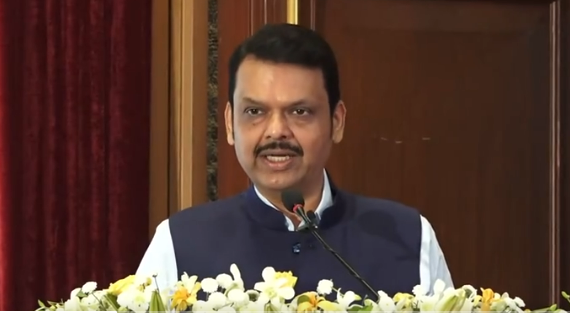 शासनाच्या सर्व सेवा १५ ऑगस्टपर्यंत ऑनलाईन करण्याचे मुख्यमंत्र्यांचे निर्देश
