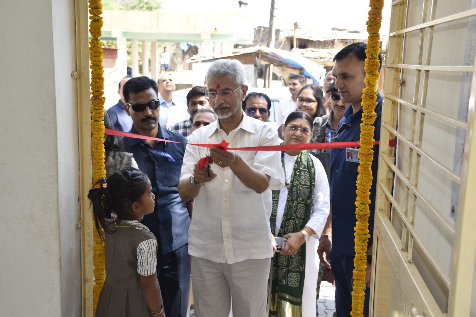 विदेश मंत्री डॉ. एस. जयशंकर ने गुजरात के नर्मदा में 11 करोड़ रुपये से अधिक के विभिन्न विकास कार्यों का उद्घाटन और शिलान्यास किया