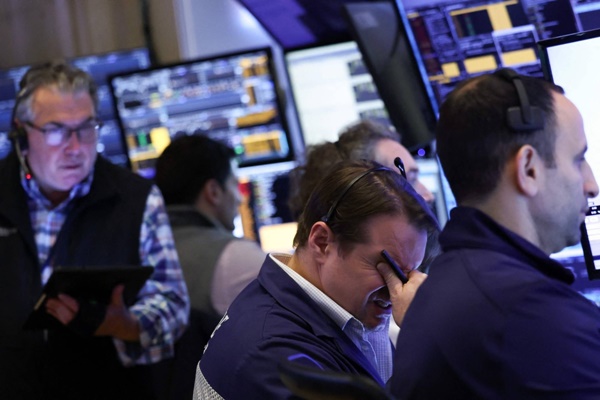 Major Asian markets ratlle by Trump’s announcement