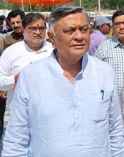 पंजाब: भाजपा नेता मनोरंजन कालिया के घर फेंकी गई वस्तु की जांच चल रही है 