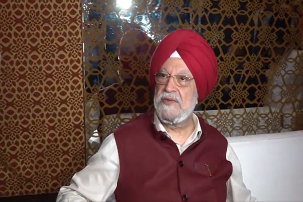 Union Minister Hardeep Singh Puri calls for careful analysis of US tariffs