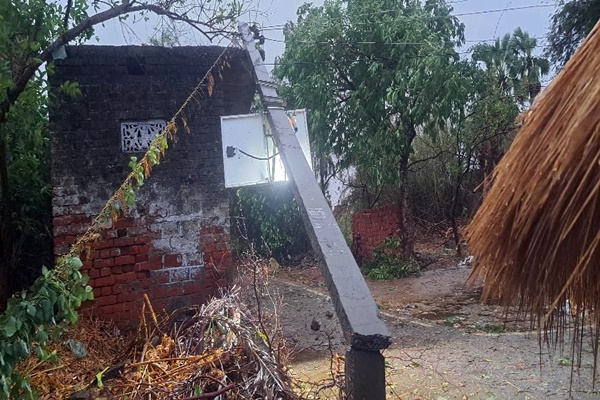 बिहार में पिछले 24 घंटों में बारिश से जुड़ी घटनाओं में 58 लोगों की जान गई
