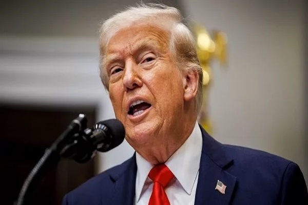 US Supreme Court orders temporary halt to deportations under antique law