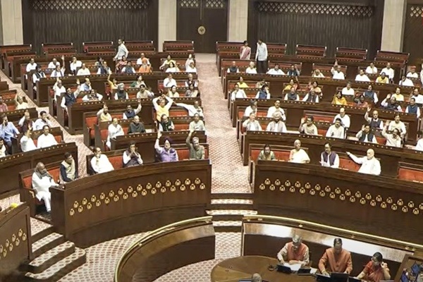 संसदेच्या दोन्ही सभागृहांचं कामकाज संस्थगित