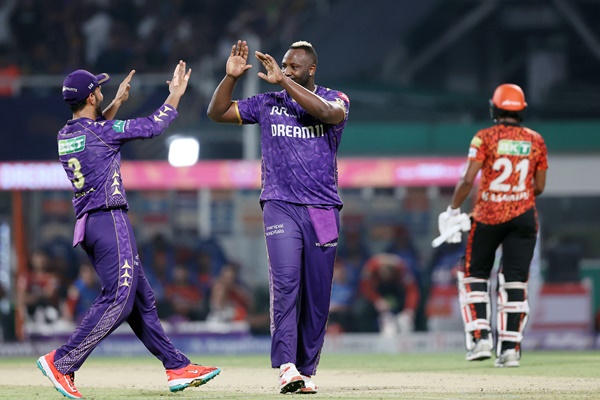 IPL ٹی ٹوئنٹی کرکٹ میں کل رات لکھنؤ کے Ekana کرکٹ اسٹیڈیم میں کھیلے گئے میچ میں میزبان لکھنؤ سُپر جائنٹس نے ممبئی انڈینس کو 12 رن سے ہرایا۔